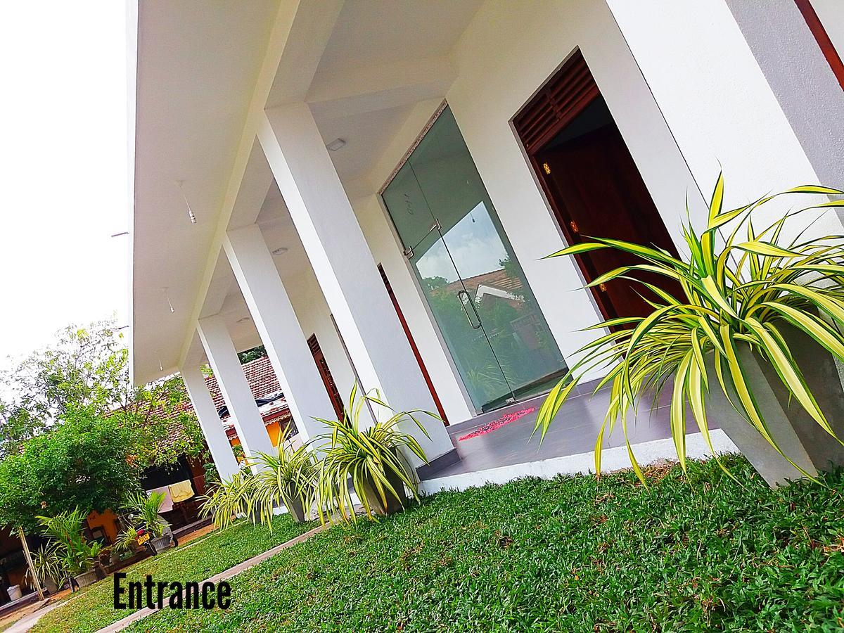 A&B Resort Negombo Kudapaduwa 외부 사진